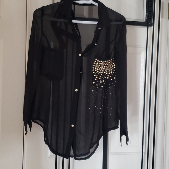 Closet clear out - Picture 1 of 5